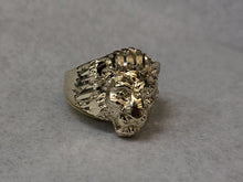 Load image into Gallery viewer, Regal Lion Ring